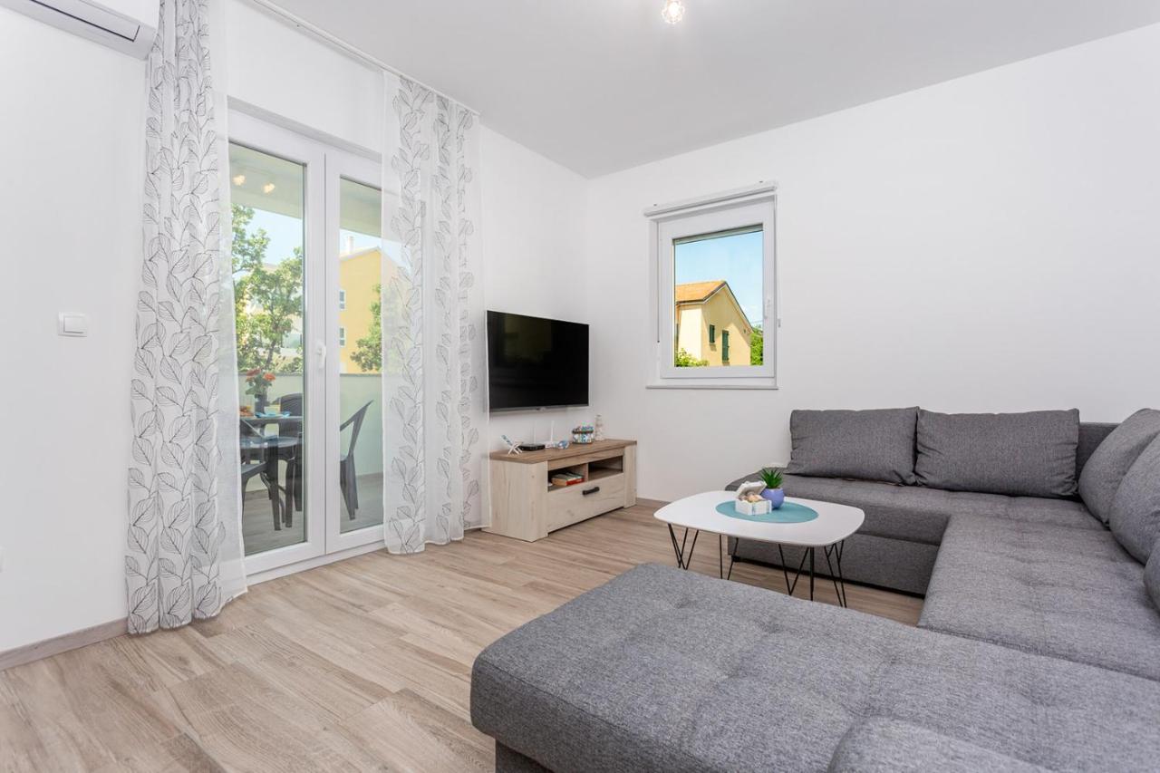 Kvarner Bay 4* - Apartments 1 & 3 Рийека Екстериор снимка