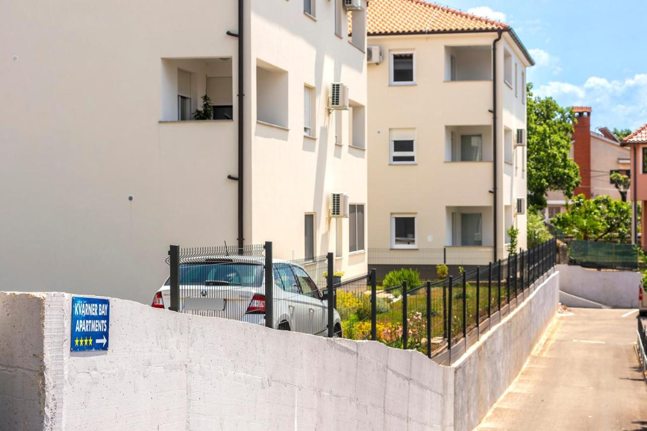 Kvarner Bay 4* - Apartments 1 & 3 Рийека Екстериор снимка